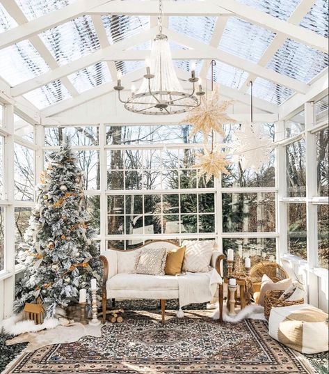 Christmas Greenhouse, White Greenhouse, Greenhouse Pictures, Garden Shed Interiors, Winter Greenhouse, Outdoor Greenhouse, Studio Shed, Expect Nothing, Home Greenhouse