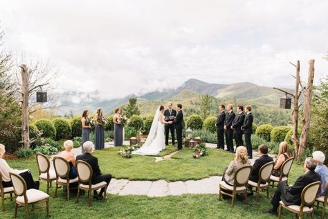 Intimate Estate Elopement in Highlands, NC Nc Wedding Venues, North Carolina Mountain Wedding, Nc Mountain Wedding, Wedding Ceremony Setup, Wedding Weekend Itinerary, Old Edwards Inn, Spa Reception, Highlands Nc, Georgia Wedding Venues