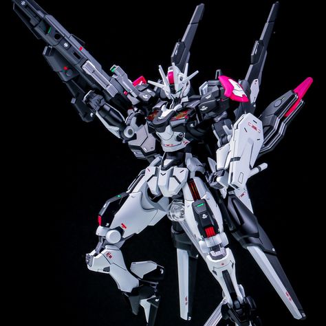 Gundam Lfrith Custom Build, Mech Anatomy, Gundam Lfrith, Gundam Pose, Mythological Monsters, Gundam Wallpapers, Gundam Custom Build, Gunpla Custom, Custom Gundam