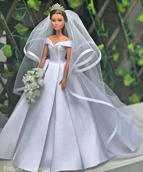 Doll Wedding Dress, Accessoires Barbie, Barbie Bridal, Enchanted Doll, Barbie Wedding Dress, Wedding Doll, Barbie Bride, Barbie Dress Fashion, Barbie Wedding