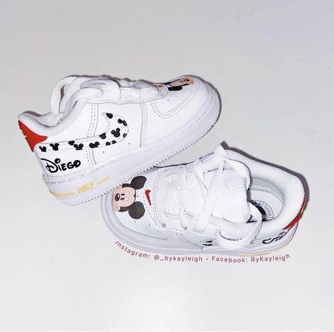 Babys mickey mouse custom air force 1 Cool Custom Air Force 1 Ideas, Mickey Mouse Sneakers, Mickey Mouse Air Force 1, Shoe Customization, Custom Baby Shoes, Baby Boy Birthday Outfit, Mickey Mouse Party Decorations, Baddie Ideas, Disney Attire