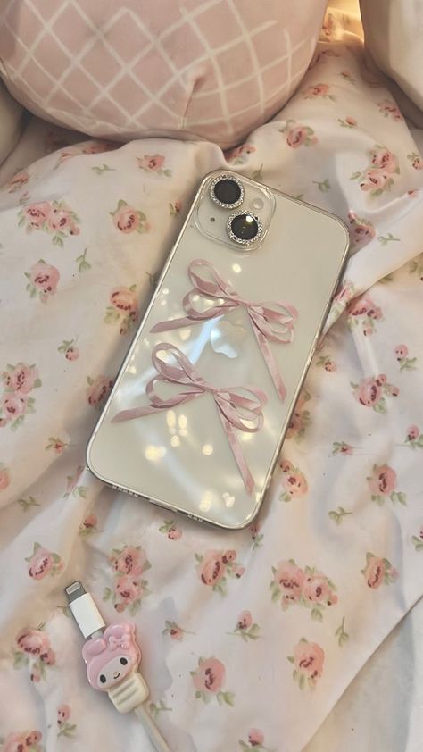 Hadiah Diy, Pretty Iphone Cases, Pretty Phone Cases, Pink Girly Things, Pink Vibes, Aesthetic Phone Case, Everything Pink, Diy Phone, Pink Princess