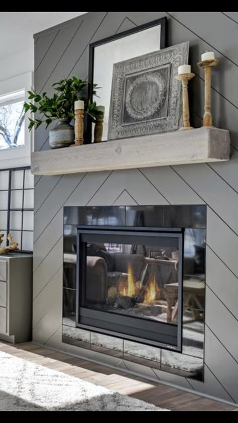 Modern Farmhouse Fireplace Ideas, Farmhouse Fireplace Ideas, Modern Farmhouse Fireplace, Fireplace Tv Wall, Fireplace Built Ins, Farmhouse Fireplace, Living Room Decor Fireplace, Home Decor Ideas Living Room, Fireplace Remodel