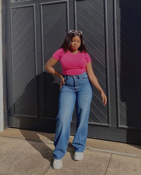 Crop Top And Mom Jeans, Mom Jeans Outfits, Mr Price, Mom Jeans Outfit, Jeans Outfits, Jean Outfits, Mom Jeans, Night Out, Lookbook