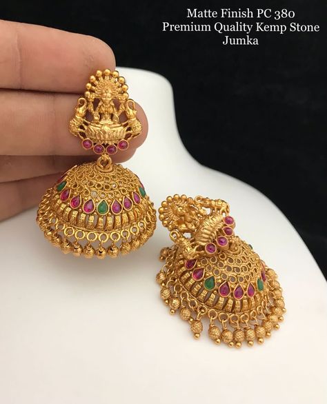 Krishna Earrings, Aari Blouse Design, Trendy Silver Jewelry, Happy Independence Day Images, Bridal Jewellery Earrings, Independence Day Images, Gold Jhumka, Antique Gold Earrings, Long Frock Designs