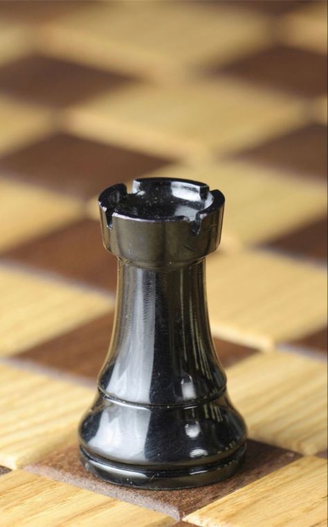 Rooks Chess Piece, Chess Rules, Castle Tattoo, Chess Master, Wall Drawing, Wooden Chess, Chess Game, Still Life Art, Chess Pieces