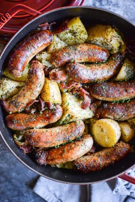 Coddle Recipe, Irish Sausage, Dublin Coddle, Irish Cooking, Fed And Fit, Sausage Potato, Potato Stew, Savory Bites, Cabbage And Bacon