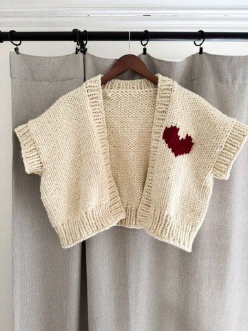 Free Knitting Pattern Super Bulky Heart Sweater | Grateful Heart Cardigan — Ashley Lillis Ashley Lillis, Pick Up And Knit, Heart Cardigan, Knit Stitches, Super Bulky Yarn, Heart Sweater, Open Cardigan Sweater, Circular Knitting Needles, Super Bulky