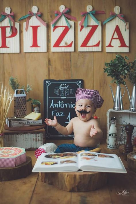 Baby chef photo shoot.  Baby chef photography Baby Chef Photo, Baby Chef, Foto Newborn, Monthly Baby Photos, Baby Photoshoot Boy, Monthly Baby, Baby Boy Photography, Baby Poses, Baby Boy Photos