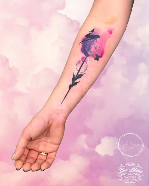 Ladies Forearm Tattoo Ideas Flowers, Forearm Heart Tattoo Women, Meaningful Arm Tattoos For Women Forearm, Feminine Forearm Tattoos For Women, Meaningful Arm Tattoos For Women, Ladies Forearm Tattoo Ideas, Women’s Forearm Tattoo, Pretty Forearm Tattoos For Women, Inner Forearm Tattoos For Women