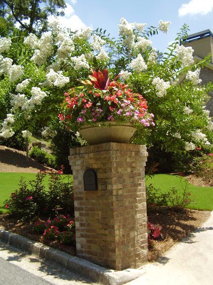 Stone Mailbox, Mailbox Planter, Landscape Bricks, Brick Mailbox, Mailbox Garden, Perennial Garden Plans, Mailbox Landscaping, Landscape Curbing, Driveway Landscaping