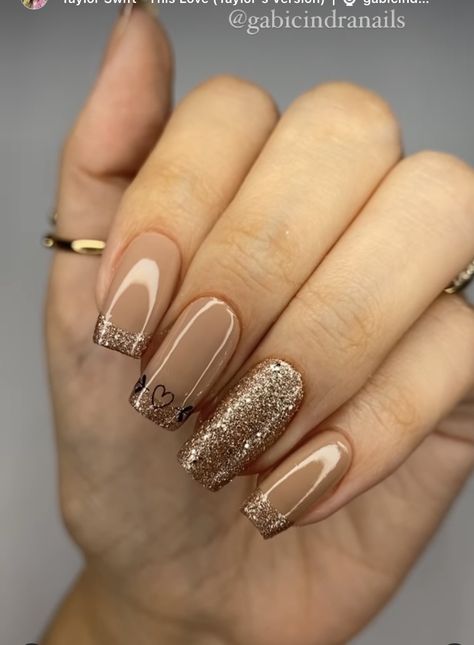 Croquette Nails, Beige Nails Design, Fall Pink, Valentine Nails, Fancy Nails Designs, Nails 2022, Beige Nails, Tattoo Women, Her Nails