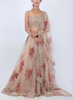 Floral Organza Lehenga, Lehenga Anarkali, Floral Lehenga, Organza Lehenga, Lehnga Dress, Indian Bridal Wear, Indian Gowns, Kendall Jenner Outfits, Bridesmaid Outfit