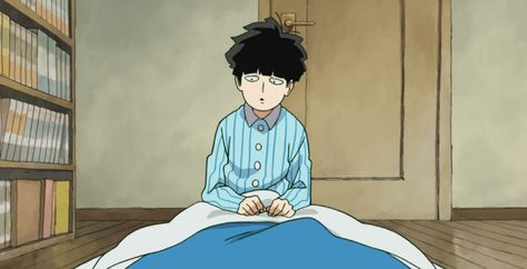 Drawing reference - Kageyama Shigeo waking up MP100. Ep 2 Mob 100, Mob Physco 100, Boiled Egg, Cartoon Gifs, Anime Edits, Manga Covers, Anime Scenery, Godzilla, Art Classes