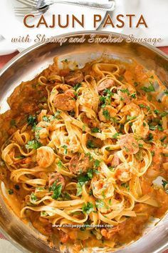 Cajun Pasta Recipes, Pasta Cajun, Jambalaya Pasta, Cajun Shrimp Recipes, Pasta With Shrimp, Smoked Sausage Recipes, Cajun Pasta, Cajun Dishes, Cajun Cooking