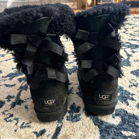 Black Uggs with bows on the back Uggs With Bows, Masquerade Theme, Black Uggs, Sweet Sixteen, On The Side, Ugg Shoes, The Back, Buy And Sell, Glitter