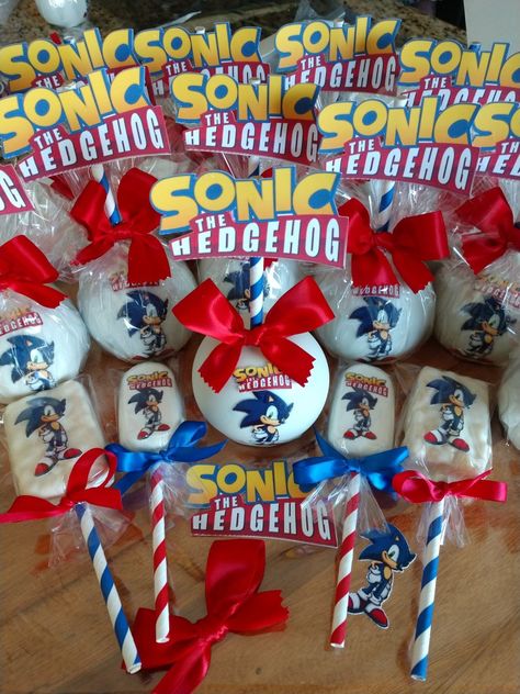 Sonic The Hedgehog Treats, Sonic Treats Ideas, Sonic Treats, Sonic Desserts, Hedgehog Treats, Dipped Candy, Sonic Hedgehog, Chocolate Covered Pretzel Rods, Sonic Party