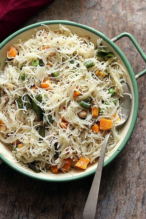 Semiya Upma Recipe- Vermicelli Upma Dinner Recipes Rice, Reheat Rice, Rice Dinner Recipes, Rice Dinners, Rice In Instant Pot, Semiya Upma, Rice Puddings, Achari Paneer, Protein Rice