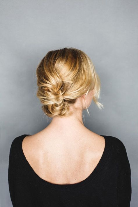 From completely down to half-up to swept up, these hairstyles are our holiday party inspiration. Your friends and family won’t believe you did these incredible hairstyles at home. ’Tis the season to look fabulous. #christmas #holidaypartyhairstyles #shorthairhairstyles #cutehairstyles #southernliving Holiday Hair Tutorial, Stylish Updos, Pretty Short Hair, Short Hair Updo Tutorial, Hair Updos Tutorials, Short Hair Up, Penteado Cabelo Curto, Holiday Hairstyles, Cute Hairstyles For Short Hair