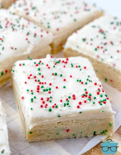 Christmas Sugar Cookie Bars, Christmas Sugar Cookie, Cookies Box, Holiday Sugar Cookies, Sugar Cookie Bars, Country Cook, Low Carb Dessert, The Country Cook, Oreo Dessert