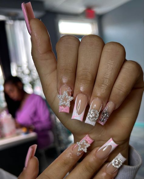 Birthday Nail Set Ideas Summer, Acrylic Nail Set, Hard Nails, Colored Acrylic Nails, Girly Acrylic Nails, French Tip Acrylic Nails, Simple Acrylic Nails, Short Square Acrylic Nails, Acrylic Nails Coffin Pink