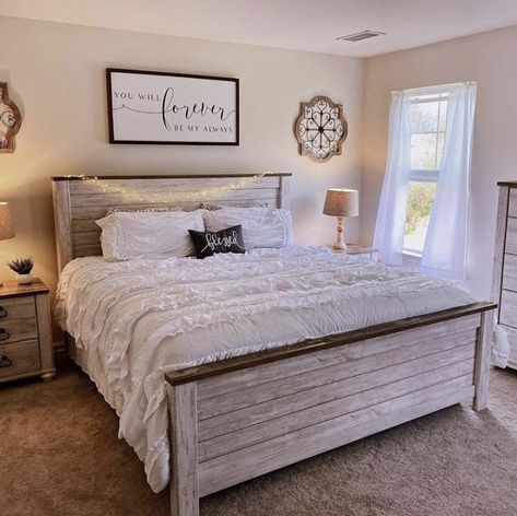 Bedroom Ideas For Couples, Bedroom Ideas For Couples Modern, Farmhouse Bedroom Decor, Couple Bedroom, Ideas For Couples, Remodel Bedroom, Master Bedrooms Decor, Rustic Bedroom, Room Inspiration Bedroom