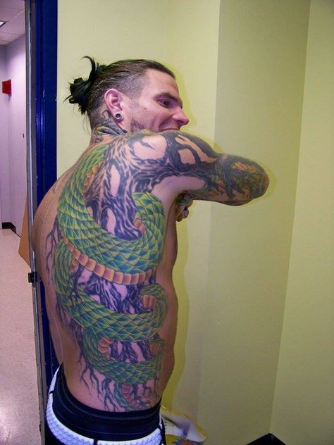 Jeff Hardy #Tattoos Jeff Hardy Tattoos, Wwe Tattoos, The Hardy Boyz, Mens Hairstyles With Beard, Mens Facial Hair Styles, Jeff Hardy, Pro Wrestler, Hair Tattoos, Professional Wrestling