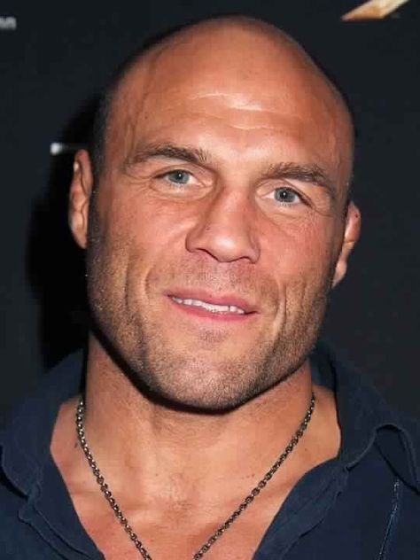 Randy Couture- U.S. Army  101st Airborne Randy Couture, Robert Duvall, Johnny Carson, Sport Icon, Combat Sports, Shaved Head, Chuck Norris, Mma Fighters, Famous Men