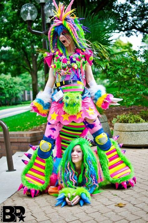 Crazy Rave Outfits, Raver Outfits, Decora Harajuku, Harajuku Decora, Urban Tribes, Raver Girl, Goth Outfit, Cyberpunk Clothes, Edm Outfits