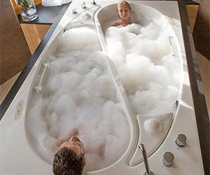 silly but awesome: Yin Yang Couples Bathtub Bath Tub For Two, Drømme Bad, Dream Bathrooms, Dream Bathroom, Style At Home, Beautiful Bathrooms, Design Case, Home Fashion, 인테리어 디자인