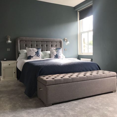 Farrow Ball De Nimes Bedroom, Farrow And Ball Denimes Bedroom, De Nimes Farrow Ball Bedroom, De Nimes Bedroom, De Nimes Farrow Ball, Farrow And Ball Bedroom, Blue And Pink Bedroom, Denim Drift, Bedroom Shades