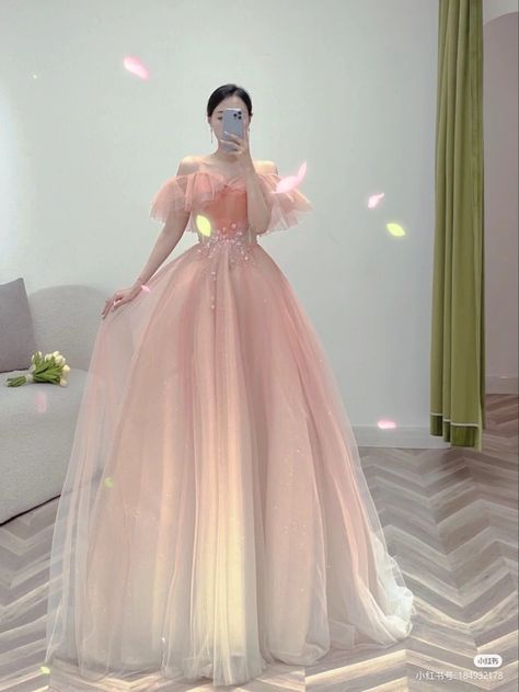 Debut Gowns 18th Elegant, Chinese Style Prom Dress, Fairytale Dress Aesthetic, Debut Gowns, Princess Dress Fairytale, Debut Dresses, Royalty Dress, Poofy Dress, Beautiful Ball Gowns