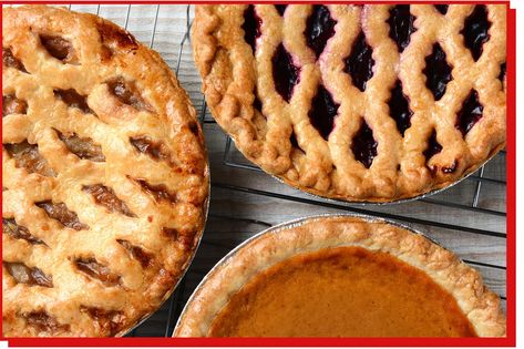 How to Blind-Bake Pie With a Baking Steel - Eater Easy Christmas Pies, Monkfish Recipe, Perfect Flaky Pie Crust, Christmas Pie, Pie Day, How To Make Pie, Best Pie, Flaky Pie Crust, Easy Pie