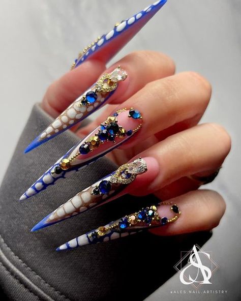 Snake skin nails