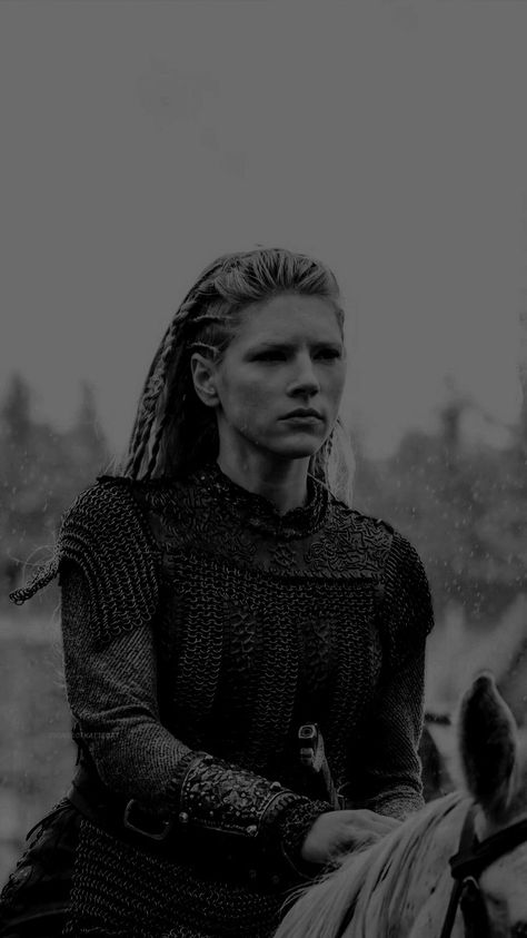 Lagertha Wallpaper, Lagertha Hair, Viking Aesthetic, Helaena Targaryen, Harry Styles Gif, Viking Costume, Texture Graphic Design, The Last Kingdom, Viking History