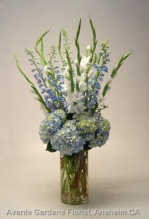 Centerpieces Gladiolus Arrangements, Altar Flowers, Blue And White Flowers, Large Flower Arrangements, Church Flower Arrangements, Beautiful Wedding Flowers, Flower Vase Arrangements, Blue Wedding Flowers, Flower Arrangements Simple