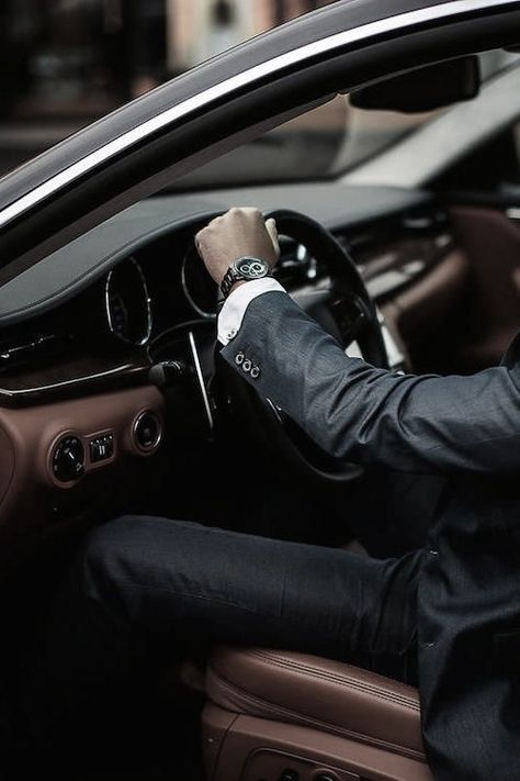 Wealthy Lifestyle Luxury, Mens Luxury Lifestyle, Black Outfit Men, New Luxury Cars, Wealthy Lifestyle, Classy Watch, Luxury Lifestyle Women, Wealthy Men, Black Luxury