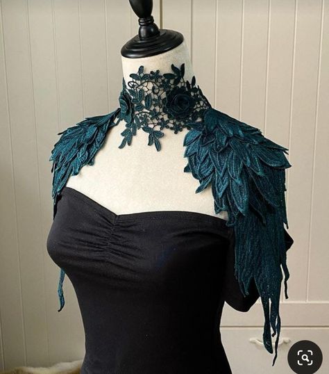 Wing Party, Shoulder Piece, Kpop Stage, Fantasy Dress, Fantasy Clothing, Fantasy Fashion, Stage Outfits, Character Outfits, Art Clothes