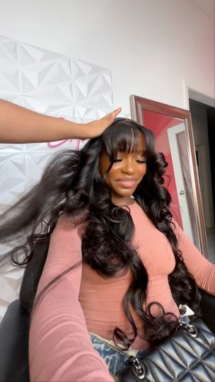 Wig Install + choppy bang + curls🔥🔥😍#hairdresser #hairtutorial #chicagohairstylist | Niyaa Allen | bthompsonmusic · Original audio Wig Install With Bangs, Bangs And Curls, Hair Dues, Choppy Bangs, Wig Install, Hair Due, Wig With Bangs, Front Lace Wigs Human Hair, Wigs With Bangs