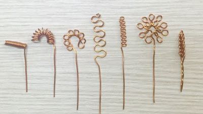 Tutorials Shows Creative Uses of the Round Nose Pliers for Wire Designs Sculptures Sur Fil, Copper Wire Crafts, Free Jewellery Making Tutorials, Copper Wire Art, Wire Tutorials, Wire Art Sculpture, Round Nose, Wire Tree Sculpture, Wire Trees