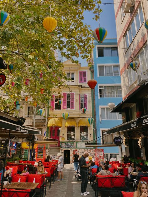 Istanbul Kadikoy Kadikoy Istanbul, Istanbul Art, Turkey Trip, Travel Turkey, 2025 Vision, Croatia, Istanbul, Beautiful Places, Greece