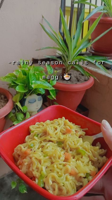 #rainyseason#maggi#vibe#snap#photography#clicks#foodblog Maggi Quotes, Maggi Captions, Maggi Snap, Snp Idea, Night Story, Good Night Story, Snap Photography, Nightclub Aesthetic, Snap Streak