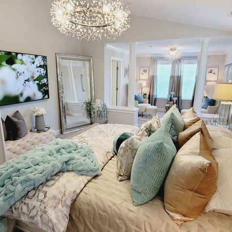 Bedroom Pallet, Glam Bedroom Decor, Luxury Bedroom Decor, Luxury Room Bedroom, Glam Bedroom, Classy Bedroom, The Bigger Picture, Future Apartment Decor, Bigger Picture