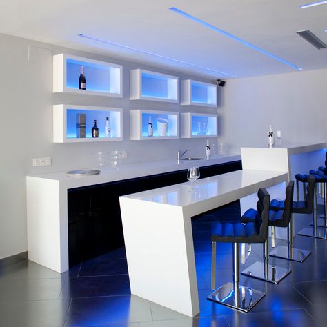 15 Stupendous Modern Home Bar Designs That Will Make Your Jaw Drop Modern Home Bar Designs, Bar Renovation, Bar Counter Design, Home Bar Rooms, Modern Home Bar, Home Bar Design, Bar Interior Design, Luxury Bar, Bar Designs