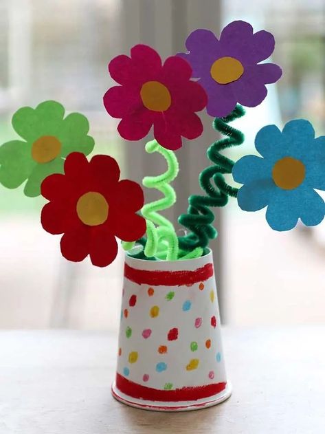 Ringette Aesthetic, Paper Flowers Diy Easy, Easy Paper Flowers, Mothers Day Crafts For Kids, How To Make Paper Flowers, Paper Flowers Diy, Paper Crafts For Kids, Mothers Day Crafts, Easy Paper Crafts