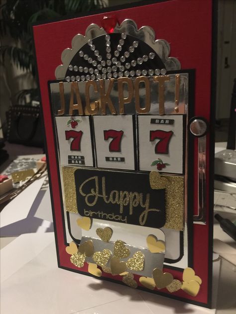 Handmade Slot machine birthday card #sizzix #birthdaycard #casino Slot Machine Tattoo, Diego Bustamante, Snacks Diy, Martin Guitars, Michael Scofield, Diy Retro, Arizona Robbins, Jack O'connell, Slot Machine Cake