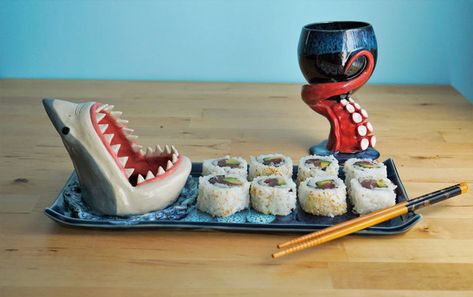 Shark Sushi Plate - Awesome Stuff 365 Pottery Sushi Set, Ceramic Sushi Set, Shark Plate, Sushi Platte, Sushi Plates, Shark Stuff, Sushi Set, Sushi Plate, White Sharks