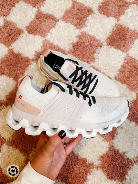 These new On Clouds are goreous and so comfortable! Annndddd thecolors! 😫 click the pic to grab your pair!!! #onclouds #runningshoes #womensrunning #womensrunningshoes White On Clouds Outfit, Cute On Cloud Shoes, Outfits With On Cloud Shoes, Nurse Shoes Aesthetic, Cute On Clouds, On Cloud Shoes Women, On Running Shoes Women, On Cloud Tennis Shoes, On Cloud Running Shoes