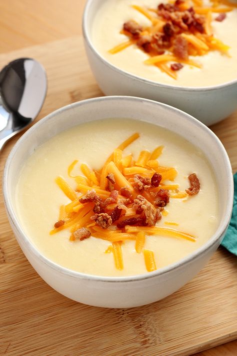 Zupas Soup, Wisconsin Cauliflower Soup, Cauliflower Cheese Soup, Cauliflower Cheese Soups, Cauliflower Soup Recipe, Belly Top, Cheese Soup Recipes, Cauliflower Soup Recipes, Pot Pie Soup