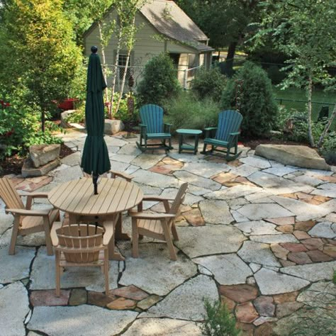 Flagstone Patio Decorating Ideas, Outdoor Flagstone Patio Ideas, Natural Stone Pavers Backyard, Stone Patio Backyard, Flagstone And Crushed Granite Patio, Organic Patio Design, Fieldstone Patio Ideas, Stone Patios For Small Spaces, Natural Rock Patio